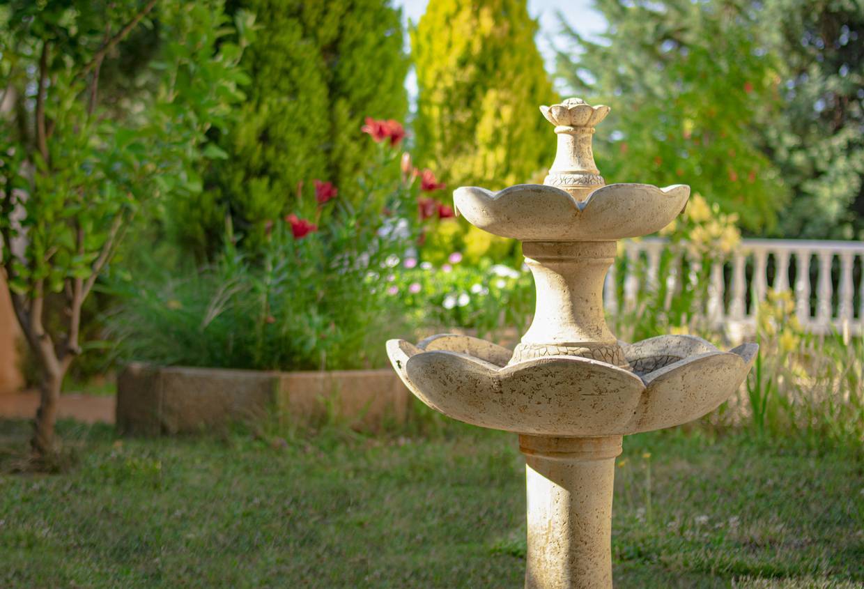fontaine jardin éco-friendly environnement installation extérieur pierre