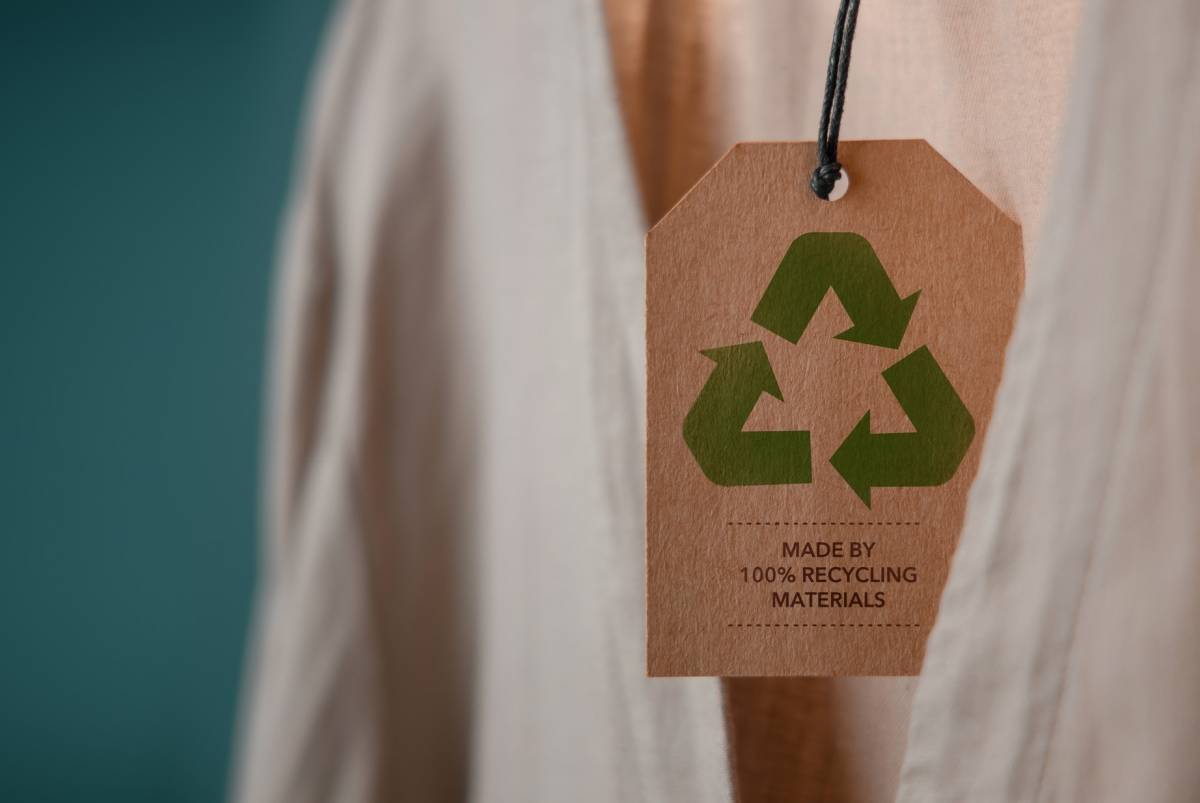 3 façons de réduire votre impact sur l’environnement lors de l’achat de vêtements