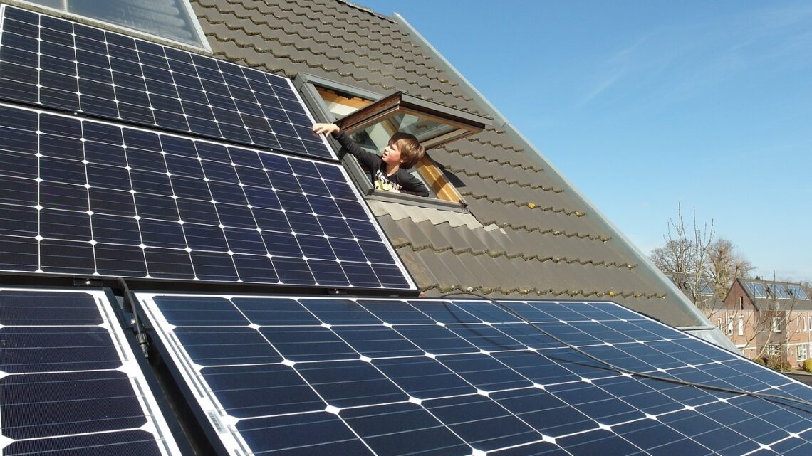 Comment choisir la puissance de ses panneaux solaires ?