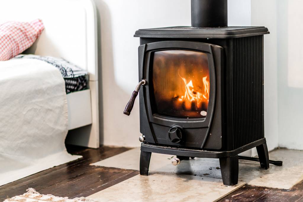 poêles à bois solution chauffage économique et écologique